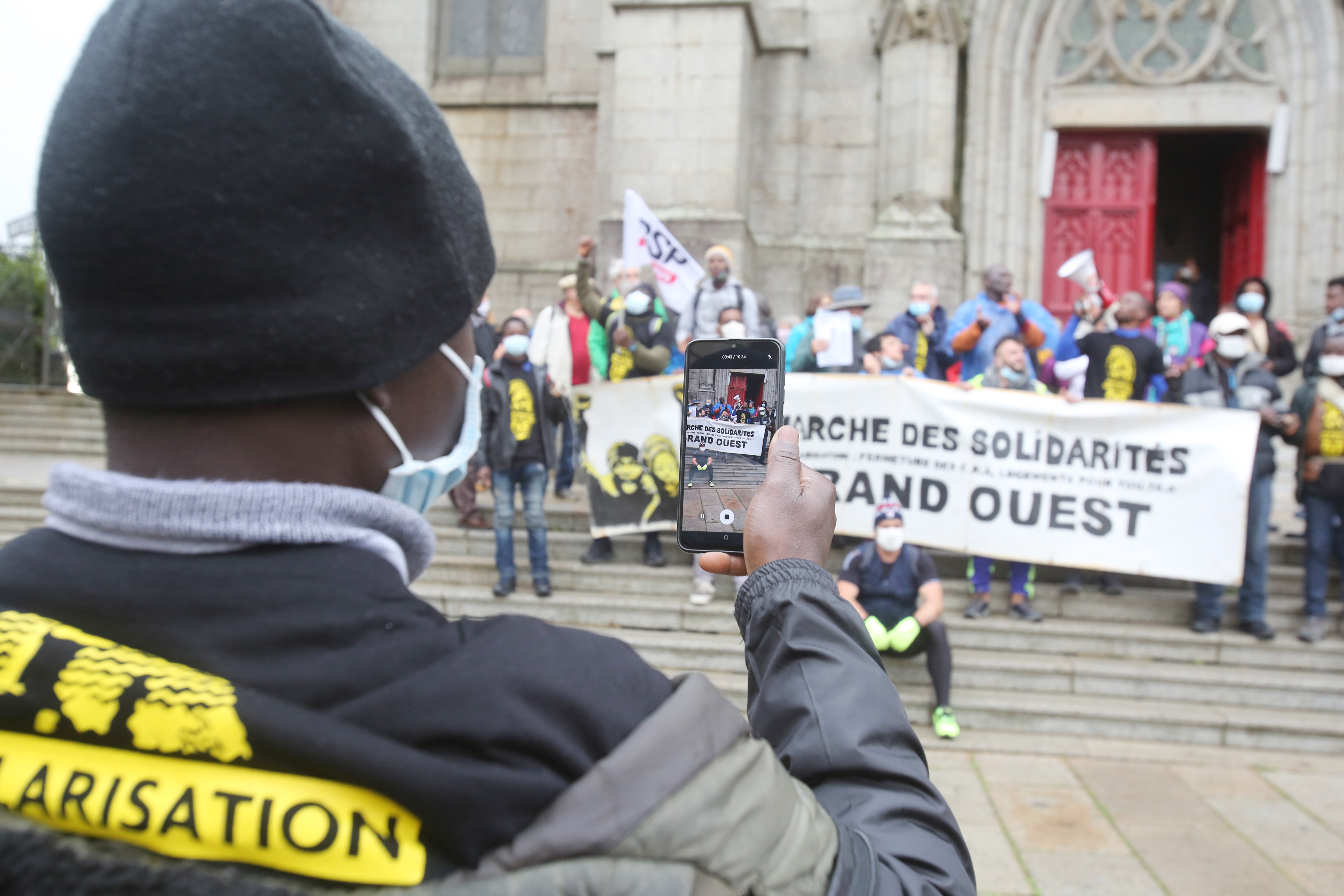 Sans-papiers en marche vers l'Élysée : « Il y a une véritable solidarité de la part de la population »
